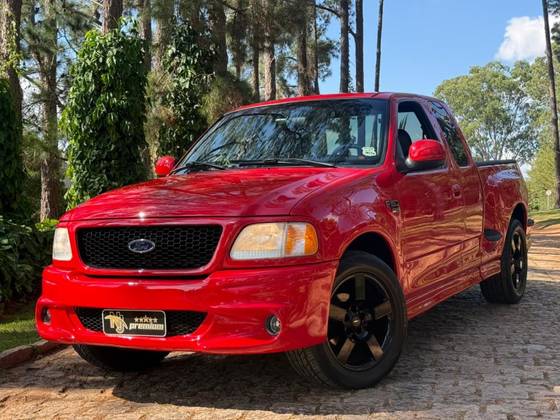 FORD F-150 4.6 TRITON XLT CE 4X4 V8 GASOLINA 4P AUTOMÁTICO FORD F-150 4.6 TRITON XLT CE 4X4 V8 GASOLINA 4P AUTOMÁTICO